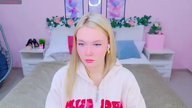 AliceMorr online show from 12, 1, 2025