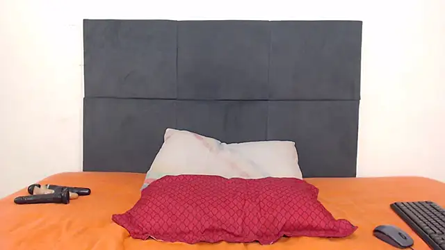 Snapshot of CANDY-X-LOVE-xx chatting on 11, 2, 2025 CANDY-X-LOVE-xx online show from 11, 2, 2025