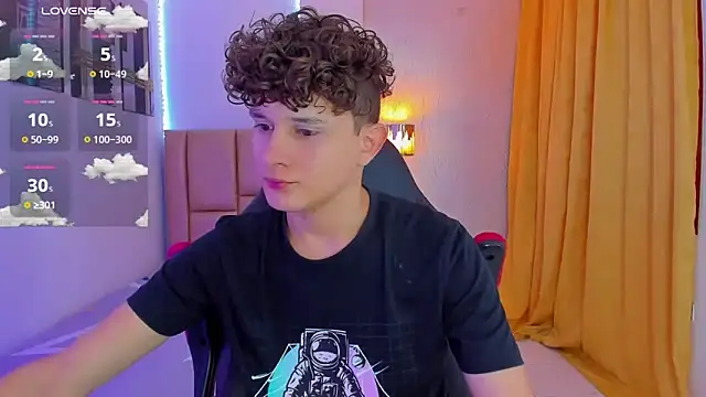 Nathan Bluee online show from 10, 12, 2024