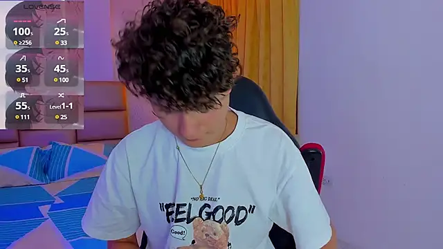 Nathan Bluee online show from 4, 1, 2025