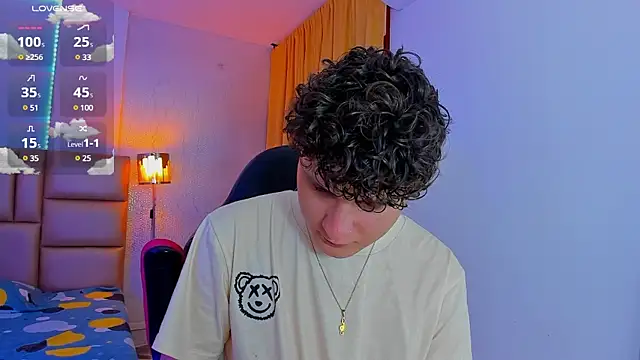 Nathan Bluee online show from 8, 3, 2025