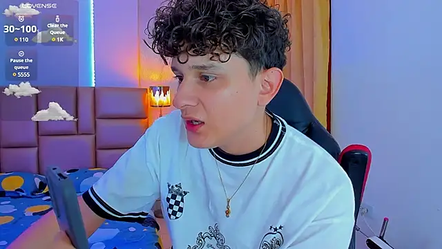 Nathan Bluee online show from 11, 3, 2025