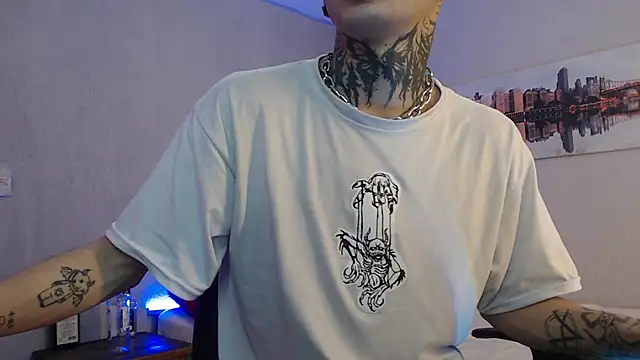 Snapshot of Andy_bapho chatting on 8, 1, 2025 Andy bapho online show from 8, 1, 2025