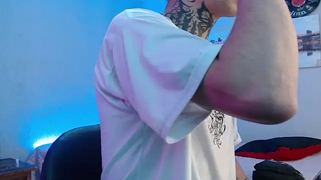 Snapshot of Andy_bapho chatting on 13, 3, 2025 Andy bapho online show from 13, 3, 2025