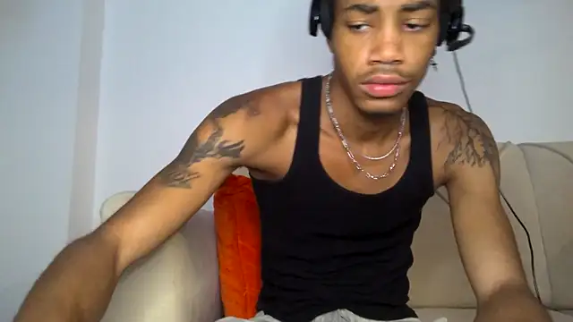 Skinnyblackman online show from 15, 11, 2025