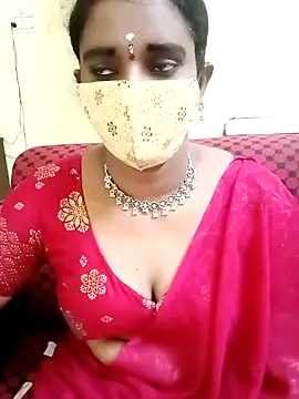 Snapshot of anisha91 chatting on 1, 2, 2025 anisha91 online show from 1, 2, 2025