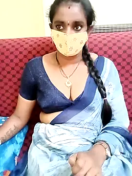 Snapshot of anisha91 chatting on 4, 2, 2025 anisha91 online show from 4, 2, 2025