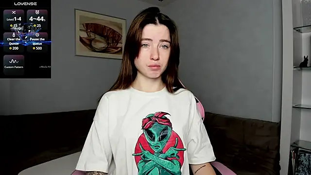 Luxuryalma online show from 2, 10, 2025