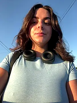 Snapshot of Alicia_Hot1 chatting on 17, 9, 2025 Alicia Hot1 online show from 17, 9, 2025