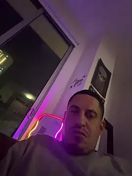 juicyj1311 online show from 4, 4, 2026