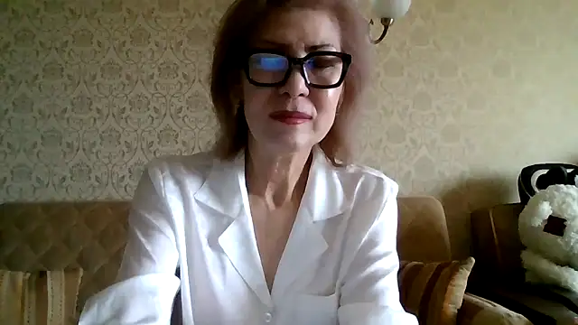 Elegant00Lady online show from 11, 5, 2026