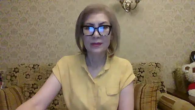 Elegant00Lady online show from 28, 7, 2026