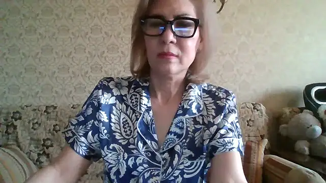 Elegant00Lady online show from 8, 8, 2026