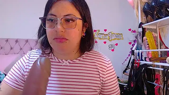 lanaqueen699 online show from 29, 4, 2026