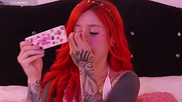 Snapshot of Daarlene chatting on 28, 2, 2025 Daarlene online show from 28, 2, 2025