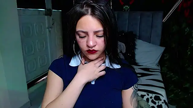 Violettasquirt online show from 28, 4, 2026