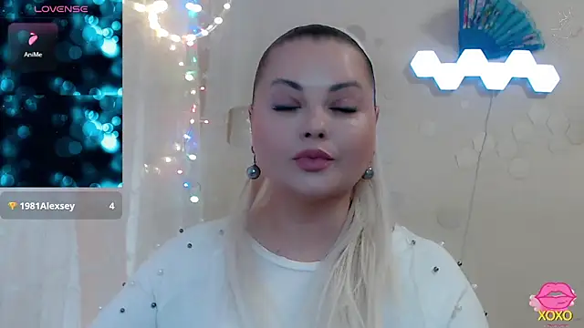 JewellKiss7 online show from 16, 5, 2026