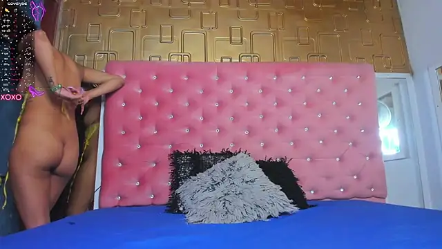 Molly gomez  online show from 19, 1, 2025