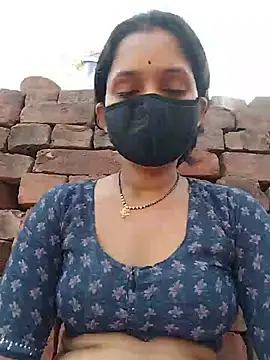 Poojashrma33 online show from 25, 7, 2026