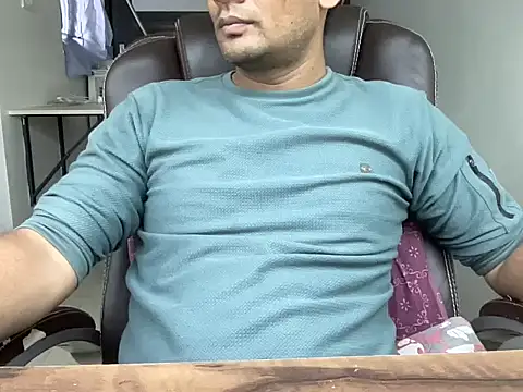 NiceBoy9099 online show from 9, 10, 2025