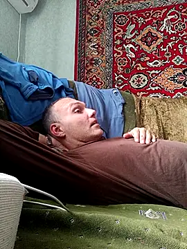 Pineapple04 online show from 13, 10, 2025