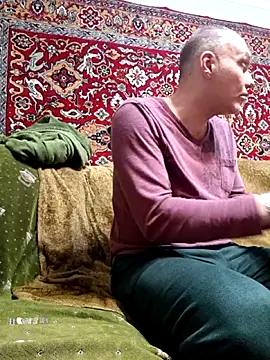 Pineapple04 online show from 3, 2, 2026