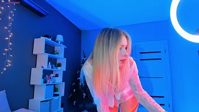 aneta alisha online show from 1, 3, 2025