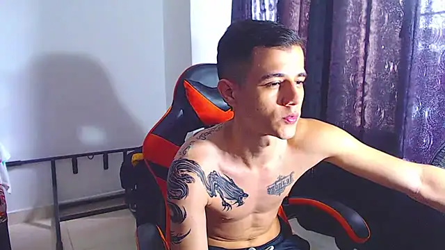 ADAM HOT online show from 13, 5, 2026