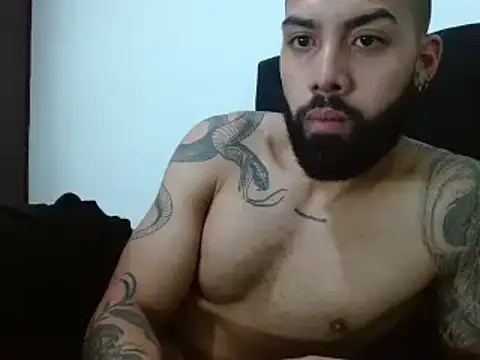 Snapshot of Hendry_ chatting on 20, 12, 2024 Hendry online show from 20, 12, 2024