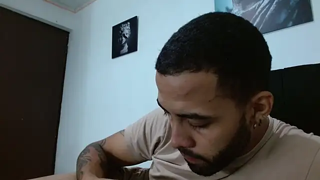 Snapshot of Hendry_ chatting on 5, 2, 2025 Hendry online show from 5, 2, 2025