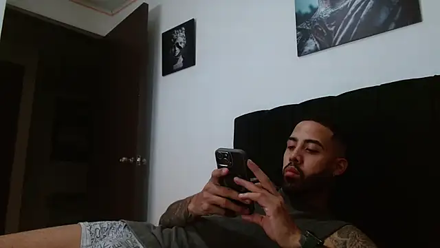 Snapshot of Hendry_ chatting on 21, 2, 2025 Hendry online show from 21, 2, 2025