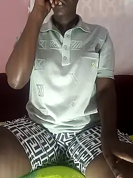 Snapshot of Hazel_blac chatting on 12, 1, 2025 Hazel blac online show from 12, 1, 2025