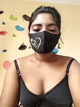 Lina-Rose online show from 1, 3, 2025