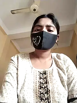 Lina-Rose online show from 3, 3, 2025