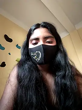 Lina-Rose online show from 5, 3, 2025