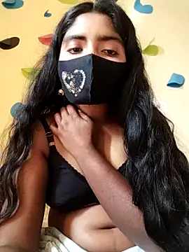 Lina-Rose online show from 6, 3, 2025