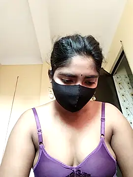 Lina-Rose online show from 15, 10, 2025