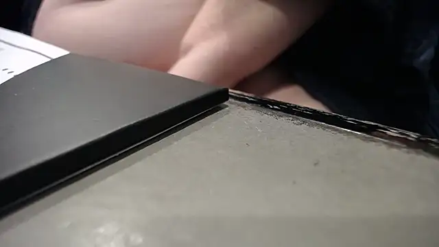 TinyTraps online show from 24, 1, 2025