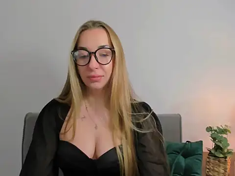 AriaDesire online show from 12, 1, 2025