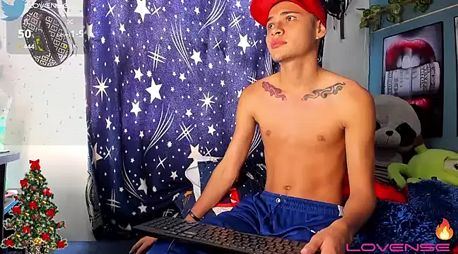 Snapshot of soyander03_ chatting on 13, 12, 2024 soyander03 online show from 13, 12, 2024