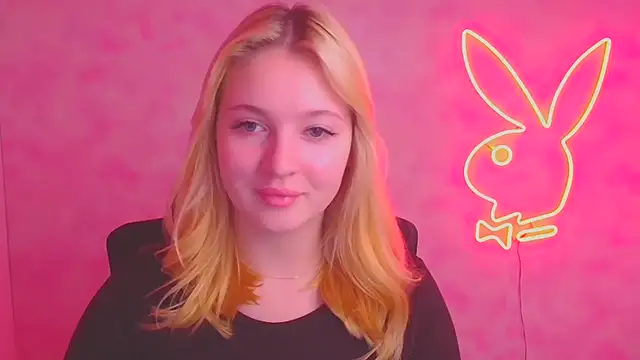 Milka kiss  online show from 13, 11, 2025