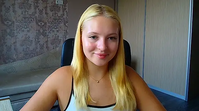 Snapshot of Milka_kiss_ chatting on 6, 8, 2026 Milka kiss online show from 6, 8, 2026