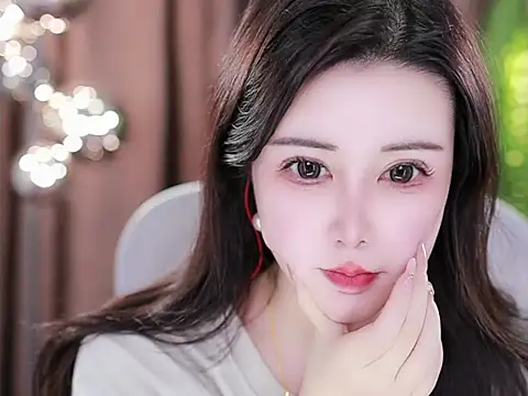 Qiaoqiao  online show from 15, 2, 2025