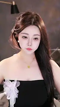 Qiaoqiao  online show from 21, 10, 2025