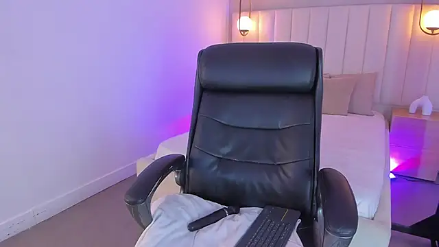 kosmic Angel online show from 11, 3, 2025