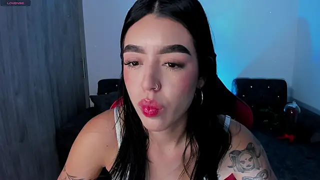 zoee jackson online show from 30, 4, 2026
