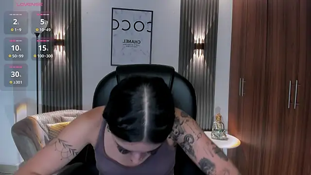 Snapshot of zoee_jackson chatting on 25, 6, 2026 zoee jackson online show from 25, 6, 2026