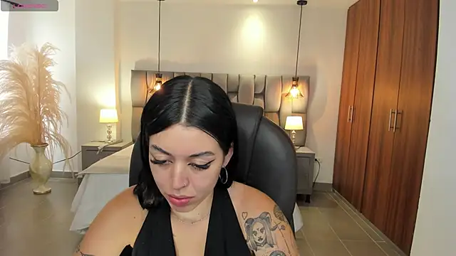 Snapshot of zoee_jackson chatting on 3, 8, 2026 zoee jackson online show from 3, 8, 2026