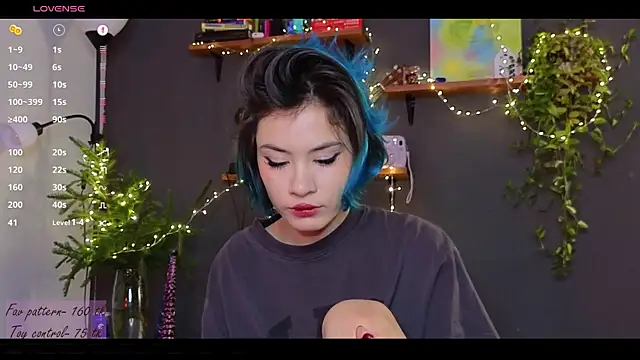 alicekiit online show from 28, 12, 2024