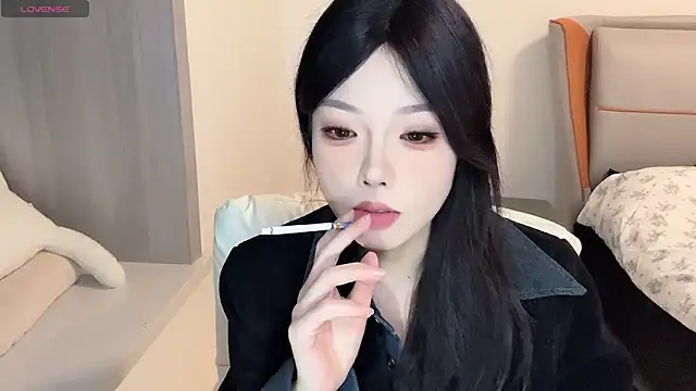 Q-ing online show from 13, 12, 2024